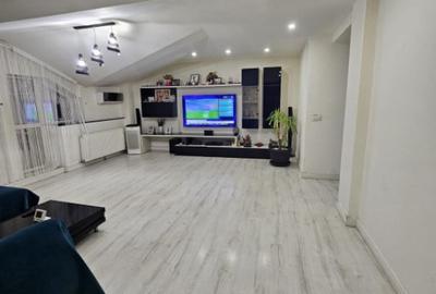 Apartament cu 3 camere decomandat, mobilat în Rovine - 14