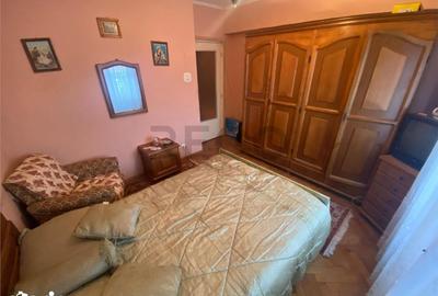 Apartament cu 3 camere în Central - 6