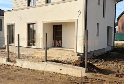 Casă cu Teren 452 Mp în Valea Borcutului - 7