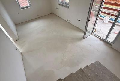 Casă cu 4 camere cu Teren 402 Mp în Central - 4