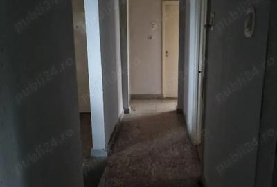 Apartament cu 4 camere decomandat în Lugoj - 1