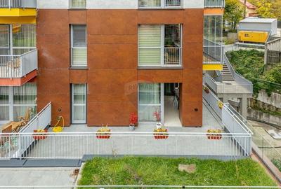 Apartament cu 2 camere decomandat, mobilat în Central - 1