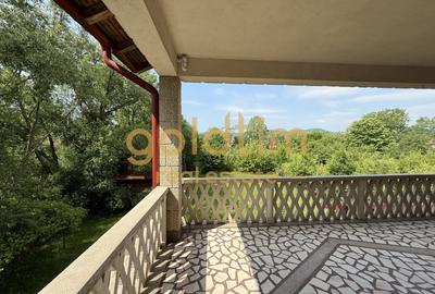 Casă individuală cu 7 camere cu Canalizare în Cornu - 38