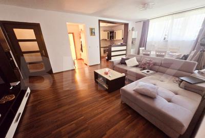 Apartament cu 3 camere decomandat în Central