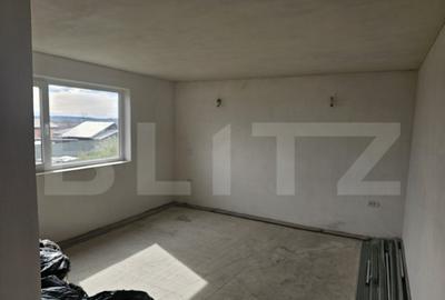 Casa la rosu/semifinisata, P + E, 139 mp utili, 523 mp teren - 6