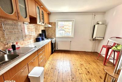 Apartament cu 2 camere, mobilat în Cetate - 13