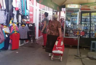 Spațiu comercial, de 6 mp, în Titan - 3