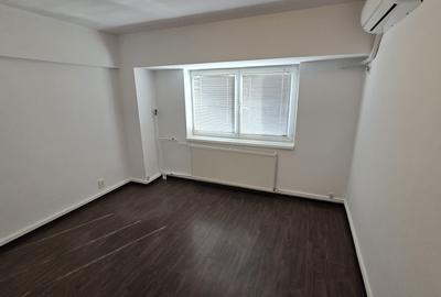 Apartament cu 5 camere decomandat în P-ța Unirii - 4