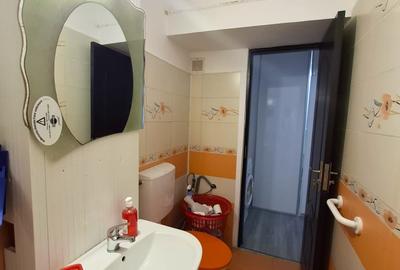 Apartament 3 camere ,zona doi stejari - 4