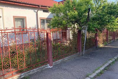 Casă cu 4 camere în Central - 4