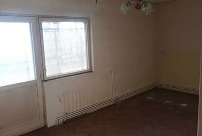 Apartament cu 4 camere decomandat în Central - 5