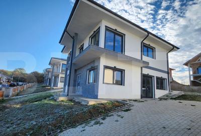 Vila superba cu o panorama deosebita asupra orasului situata - 9