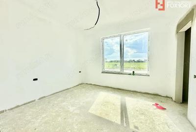Casă cu 3 camere cu Teren 270 Mp în Bucovăț (Remetea Mare) - 3