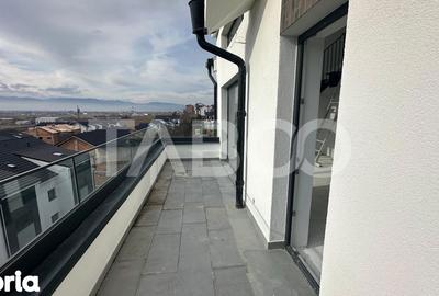 Apartament cu 3 camere decomandat în Cristian - 6
