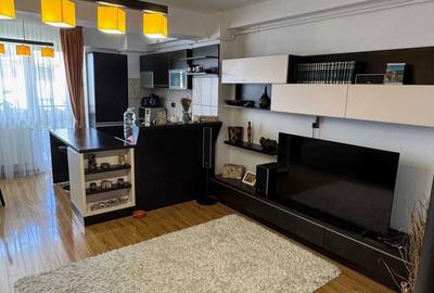 Apartament cu 3 camere decomandat în Valea Rosie