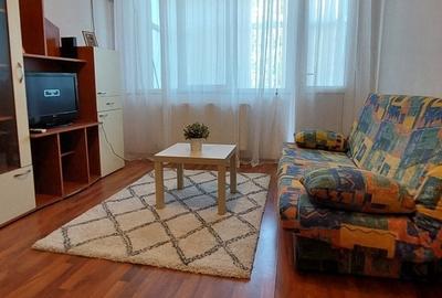 Apartament cu 3 camere semidecomandat, mobilat în Independenței - 2