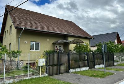 De vanzare – Casa spatioasa in Gura Raului, Sibiu - 1