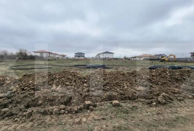 Teren de 1362 mp, în Central