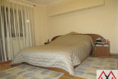 Apartament decomandat în 13 Septembrie - 7