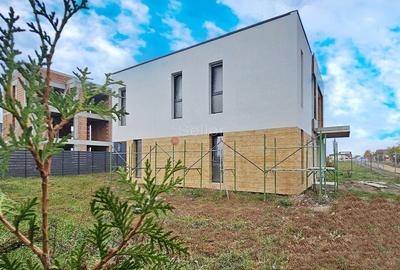 Zona Linistita - 5