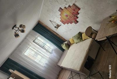 Garsonieră decomandată în Central - 2