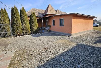 Casă cu Teren 1300 Mp în Răscruci - 2