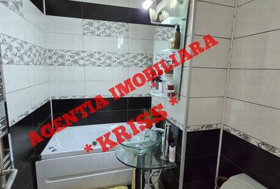 Apartament cu 3 camere decomandat în Exercițiu - 4