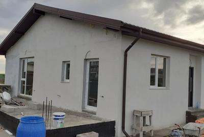 Casa  la sol 3 camere  Premium Cumpana la pret de apartamet. - 3