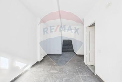 Spatiu comercial de vanzare 344 mp, Drumul Taberei-Moghioros - 27