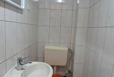 Apartament cu 4 camere decomandat în Țiglina 2 - 4