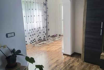 Casa renovata in Preluci la 12 Km de Comanesti , fantana si centrala proprie - 5