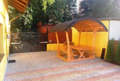 Apartament cu 2 camere decomandat, mobilat în Semicentral - 2