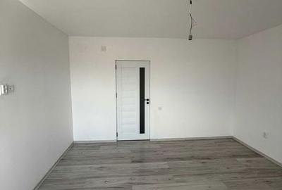 Casă cu 4 camere cu Teren 137 Mp în Sânpetru - 8