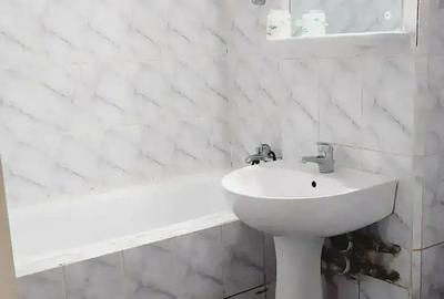 Inchiriez apartament 3 camere - 5