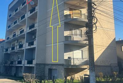 Apartament cu 3 camere decomandat în Lugoj - 8
