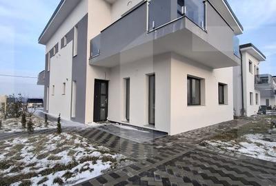 Casă cu 4 camere cu Teren 300 Mp în Curtești - 4