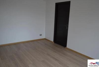 Spațiu comercial, de 45 mp, în Ultracentral - 8