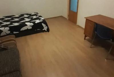 Garsonieră decomandată, mobilată în Drumul Taberei