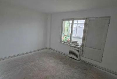 Apartament cu 3 camere în Unirii - 8