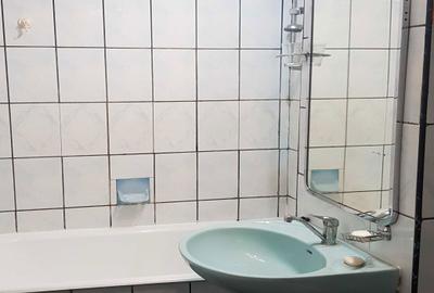 Garsonieră decomandată în Central - 2