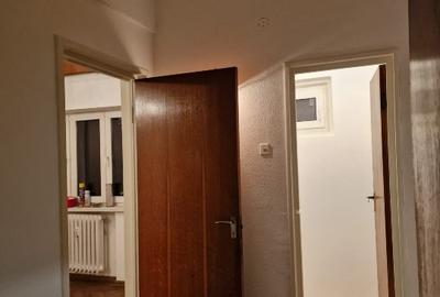 Apartament cu 3 camere semidecomandat în Pajura - 7