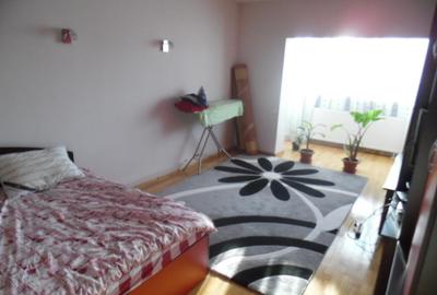 Inchirieez apartament 3 camere decomandat Deva, Liliacului, PARCARE - 24