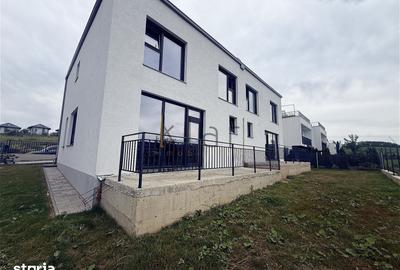 Casă cu 4 camere cu Teren 214 Mp în Borhanci