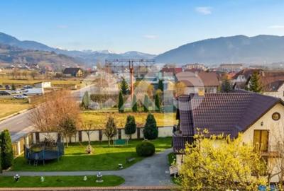 Casă cu 5 camere cu Teren 900 Mp în Central - 3