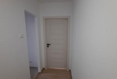 Apartament cu 3 camere semidecomandat în Tineretului - 8