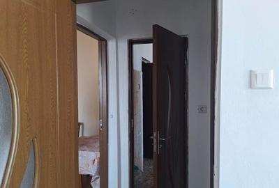 Apartament cu 2 camere decomandat, mobilat în Tomis III - 4