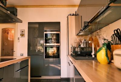 Casă individuală cu 7 camere cu Piscina în Arcul de Triumf - 12