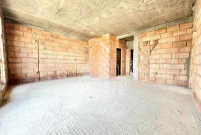 Apartament cu 3 camere semidecomandat în Giroc - 3