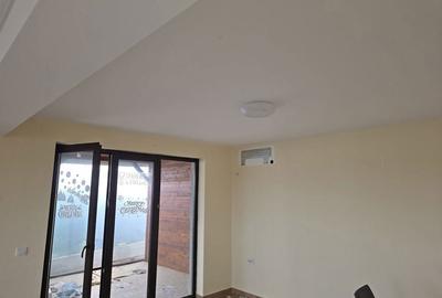 Casă cu 4 camere cu Teren 300 Mp în Tunari - 1