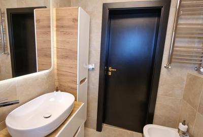 Penthouse cu 3 camere semidecomandat, mobilat în Florești - 12